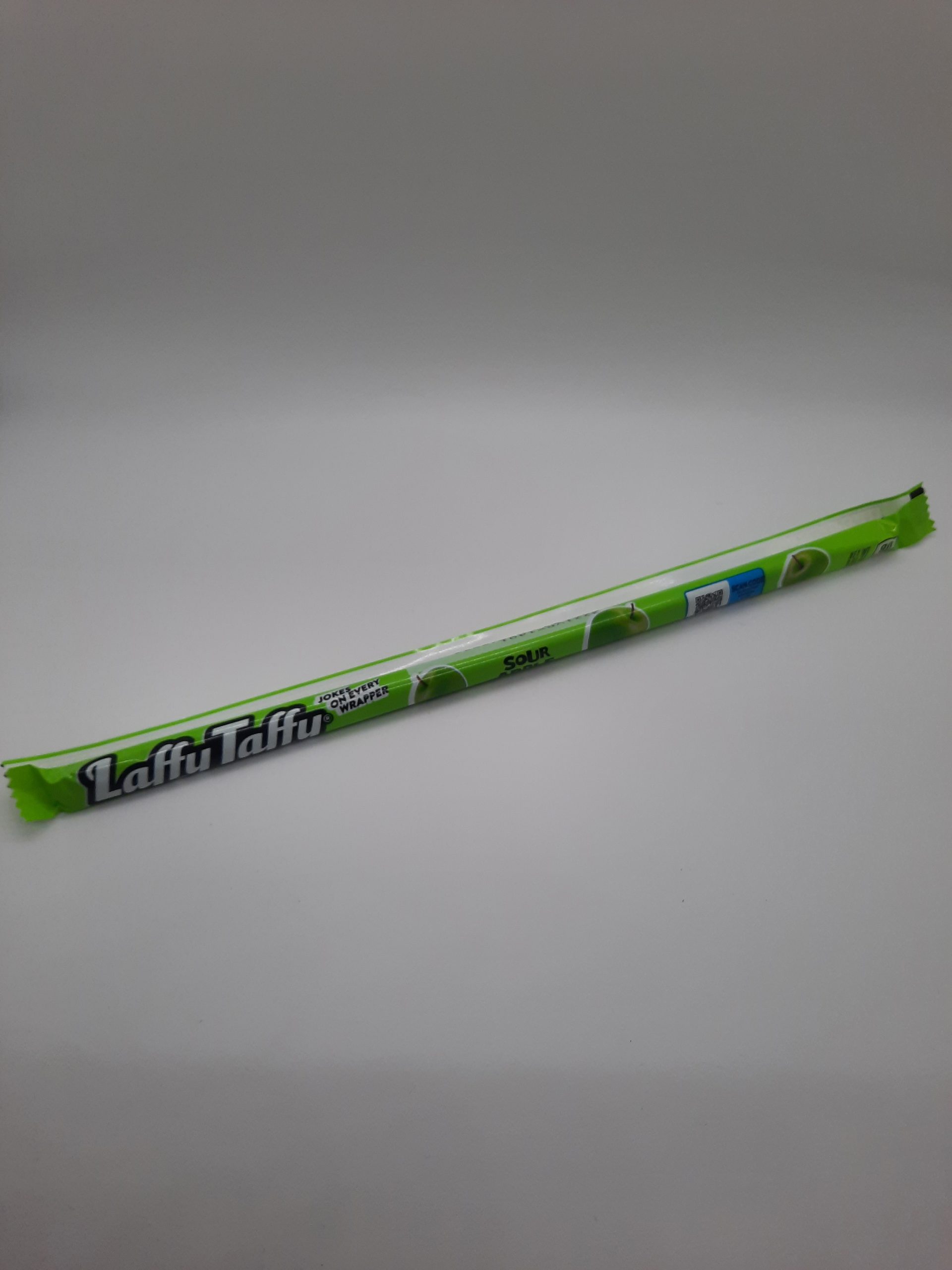 Laffy Taffy Sour Apple 23g (MHD 31.12.2024)