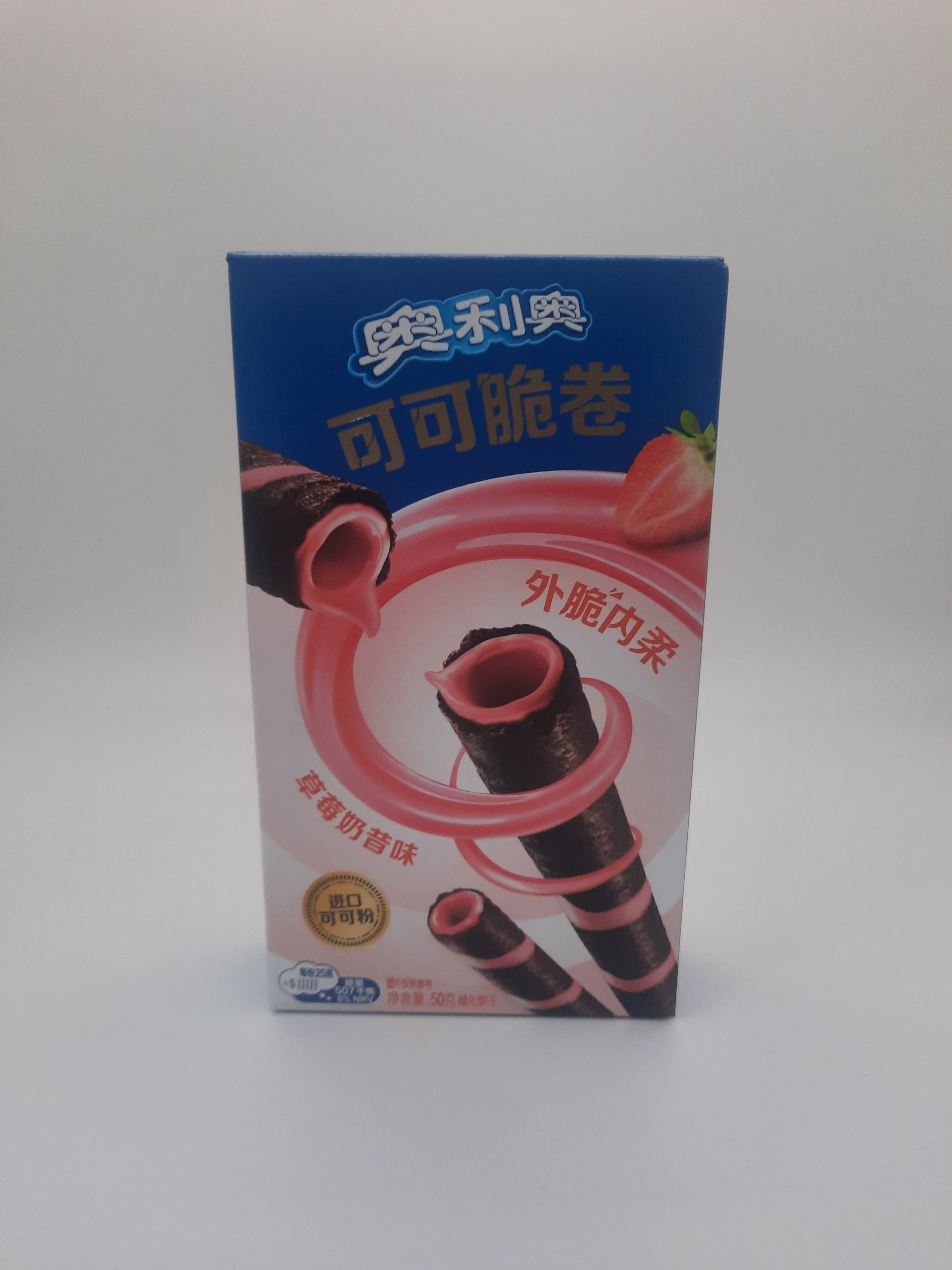 Oreo Cocoa Crisp Roll Strawberry 50g